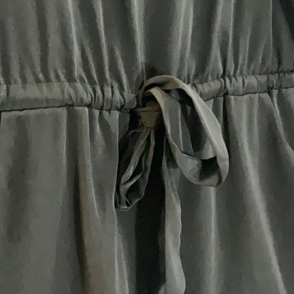 Romper - Picture 2 of 4